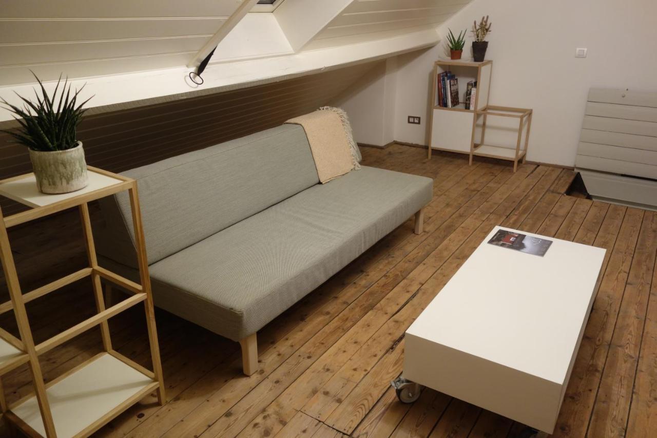 Studio Minerva Antwerp Luaran gambar